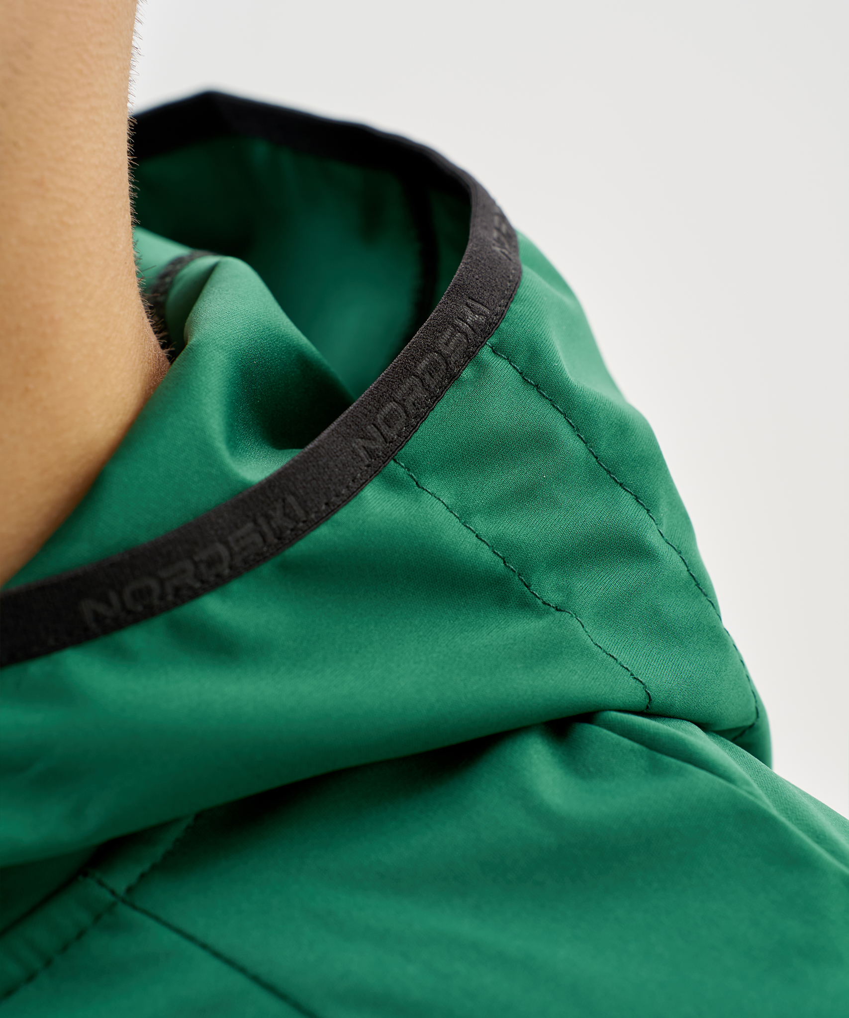 Тренировочная куртка Nordski PRO TOUR HOOD Alpine Green/Black